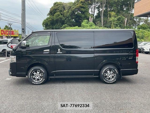 Toyota HIACE VAN 2022-12 8035846-5
