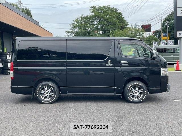 Toyota HIACE VAN 2022-12 8035846-6