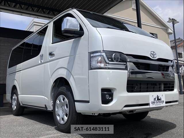 Toyota HIACE VAN 2026-06 8035842-10