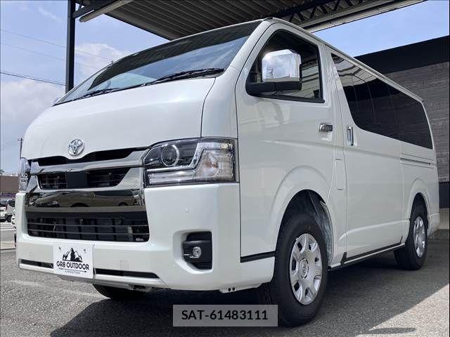 Toyota HIACE VAN 2026-06 8035842-11