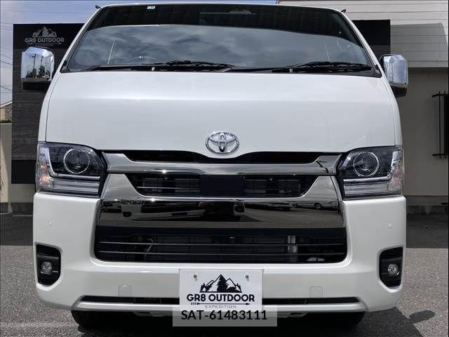 Toyota HIACE VAN 2026-06 8035842-1