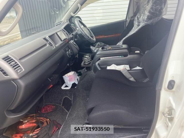 Toyota HIACE VAN 2011-03 8035869-12
