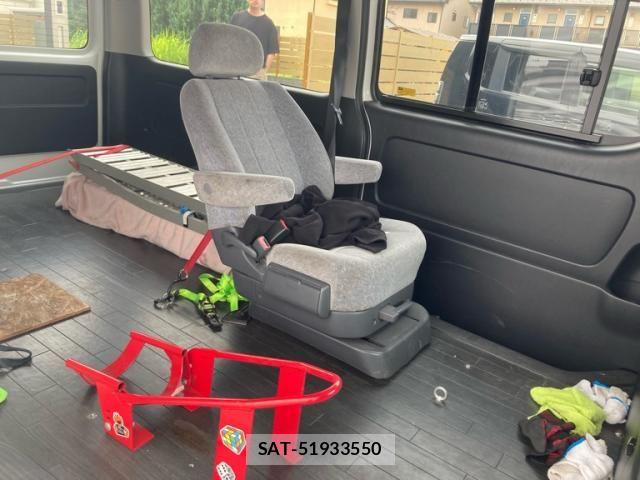 Toyota HIACE VAN 2011-03 8035869-13