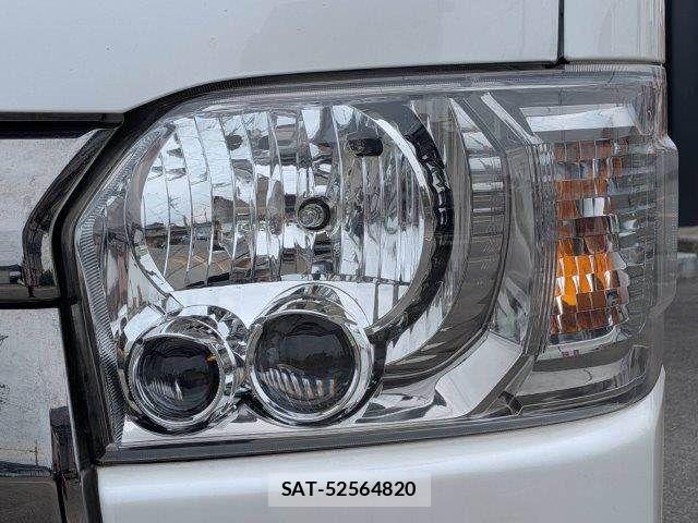 Toyota HIACE VAN 2018-08 8035859-17