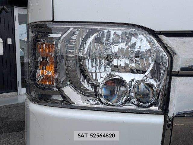 Toyota HIACE VAN 2018-08 8035859-18