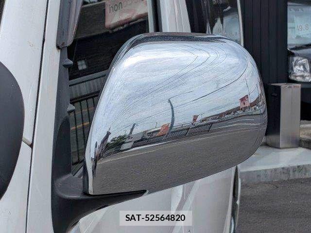 Toyota HIACE VAN 2018-08 8035859-21