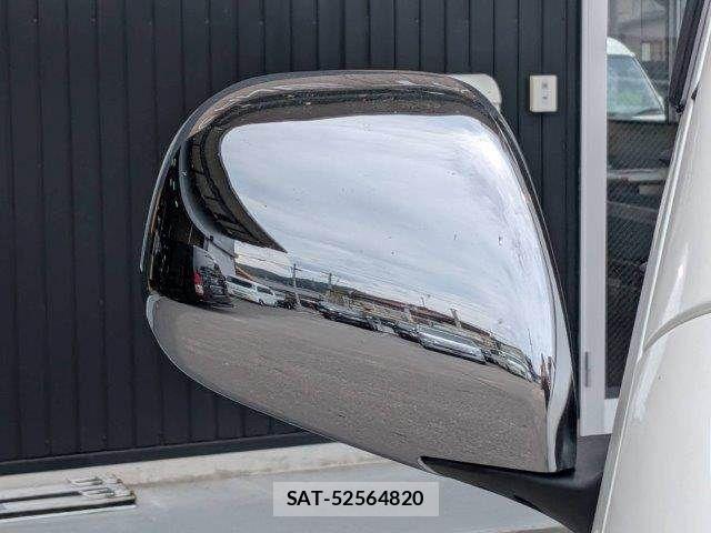 Toyota HIACE VAN 2018-08 8035859-22