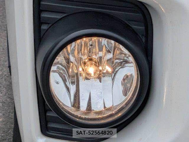 Toyota HIACE VAN 2018-08 8035859-27