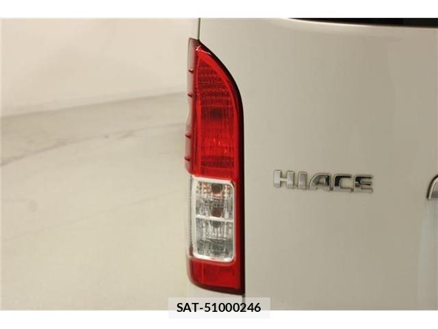 Toyota HIACE VAN 2018-03 8035852-17