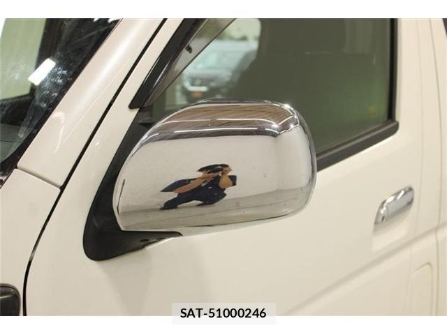 Toyota HIACE VAN 2018-03 8035852-18