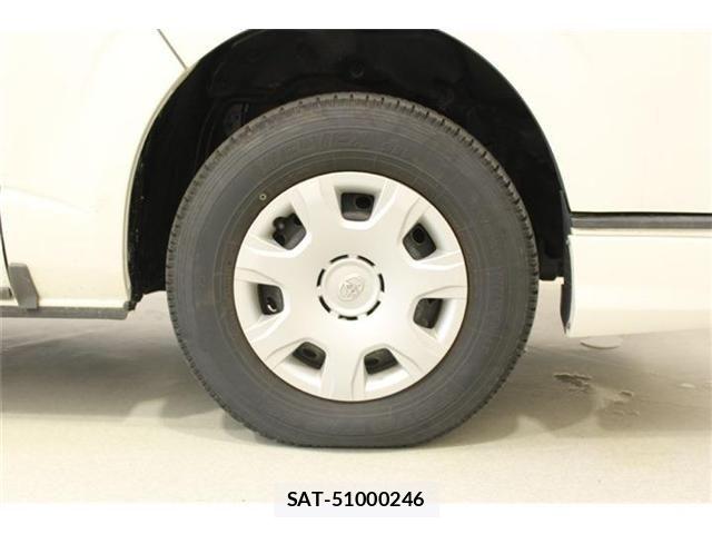 Toyota HIACE VAN 2018-03 8035852-20