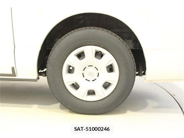 Toyota HIACE VAN 2018-03 8035852-22