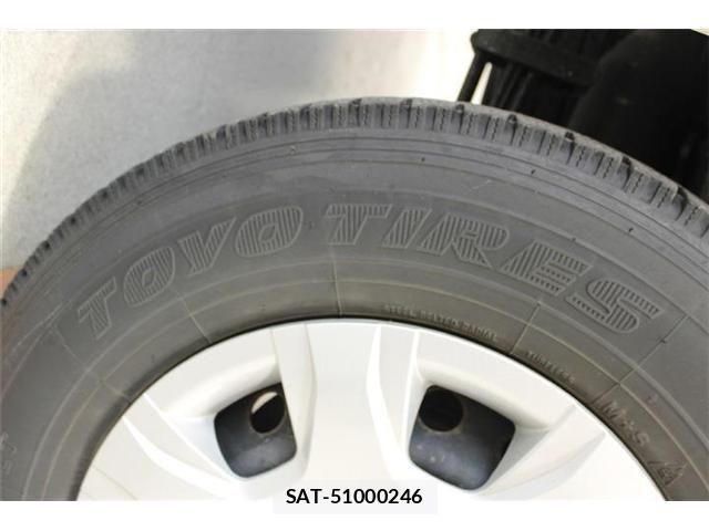 Toyota HIACE VAN 2018-03 8035852-24