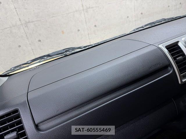 Toyota HIACE VAN 2021-02 8035850-16