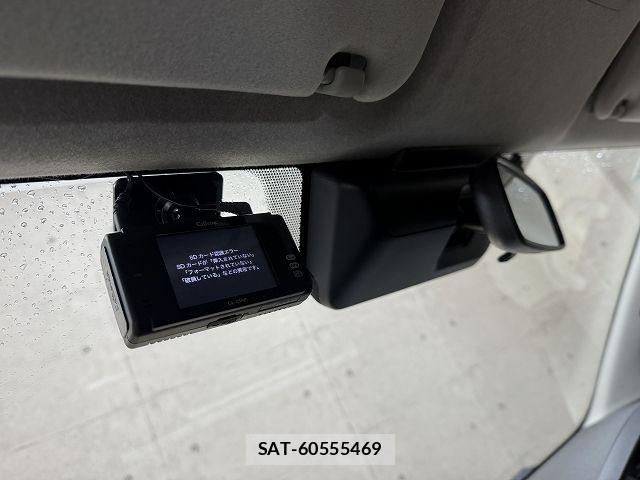 Toyota HIACE VAN 2021-02 8035850-19