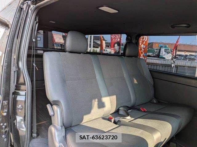 Toyota HIACE VAN 2023-06 8035849-12