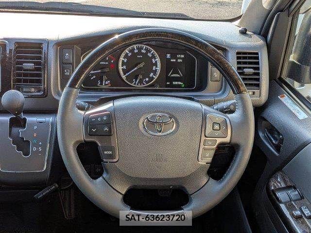 Toyota HIACE VAN 2023-06 8035849-14