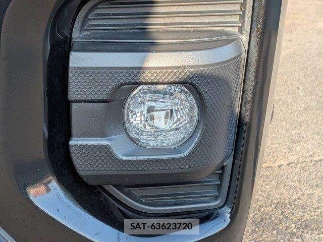 Toyota HIACE VAN 2023-06 8035849-27