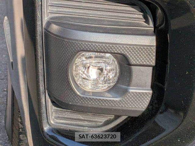 Toyota HIACE VAN 2023-06 8035849-28