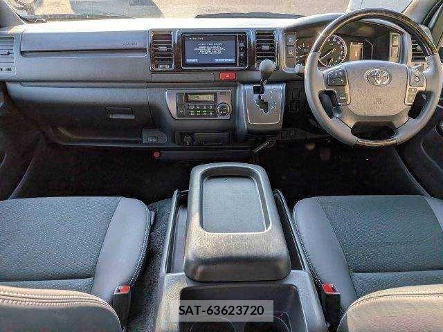 Toyota HIACE VAN 2023-06 8035849-2