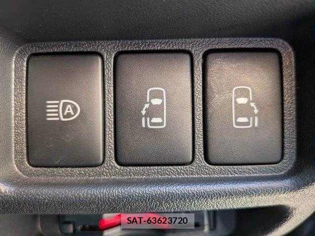 Toyota HIACE VAN 2023-06 8035849-7