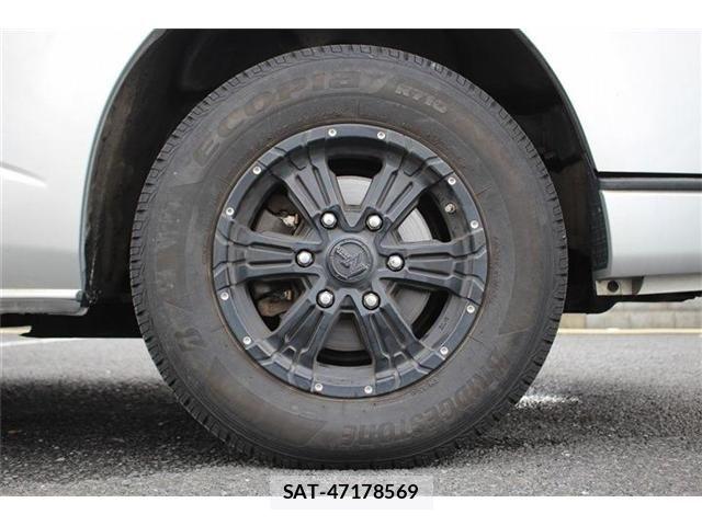 Toyota HIACE VAN 2019-06 8035853-11
