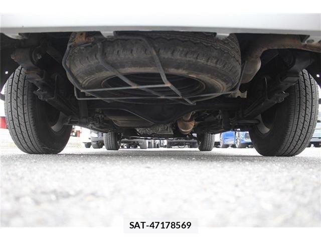 Toyota HIACE VAN 2019-06 8035853-17