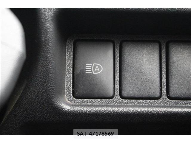 Toyota HIACE VAN 2019-06 8035853-27