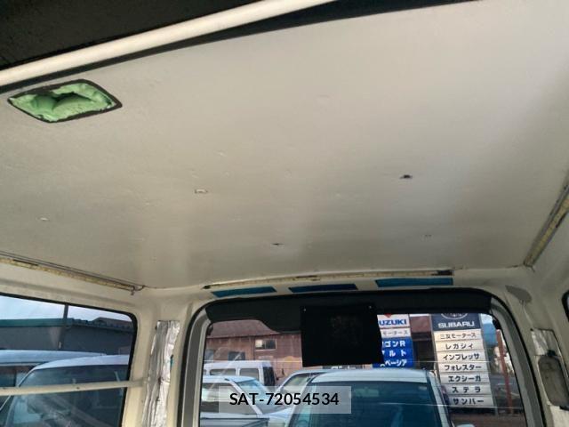 Toyota HIACE VAN 2006-10 8035870-4
