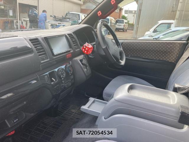 Toyota HIACE VAN 2006-10 8035870-6