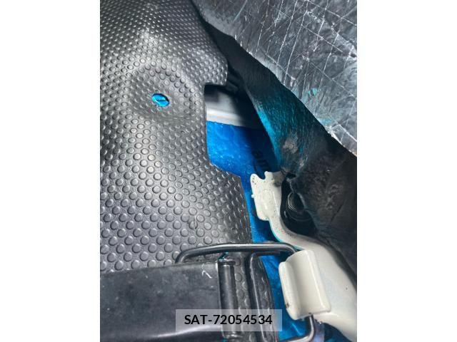Toyota HIACE VAN 2006-10 8035870-7