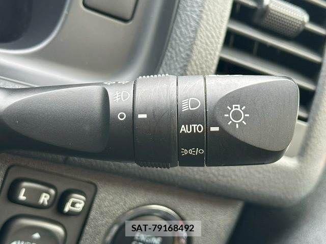 Toyota HIACE VAN 2023-10 8035848-9