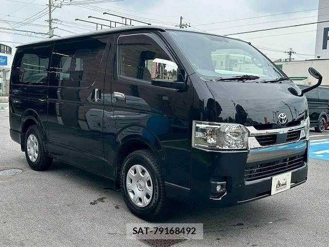 Toyota HIACE VAN 2023-10 8035848-15