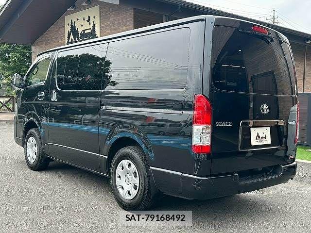 Toyota HIACE VAN 2023-10 8035848-16