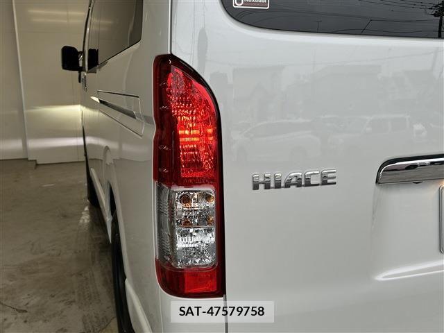 Toyota HIACE VAN 2025-11 8035845-10