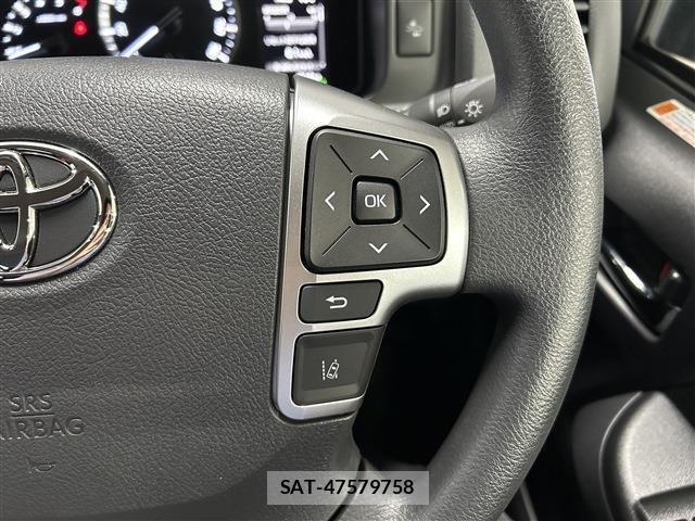 Toyota HIACE VAN 2025-11 8035845-15
