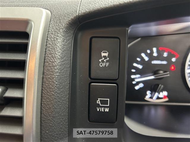 Toyota HIACE VAN 2025-11 8035845-22