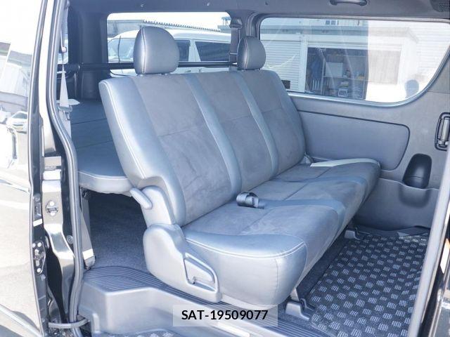 Toyota HIACE VAN 2020-01 8035847-11