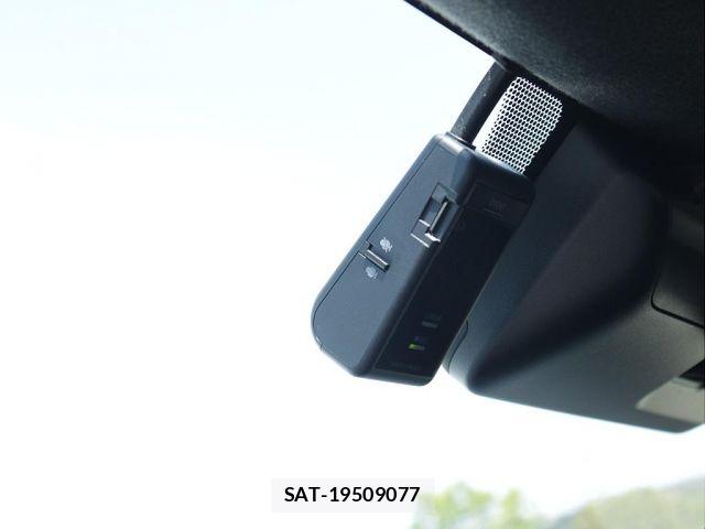 Toyota HIACE VAN 2020-01 8035847-16