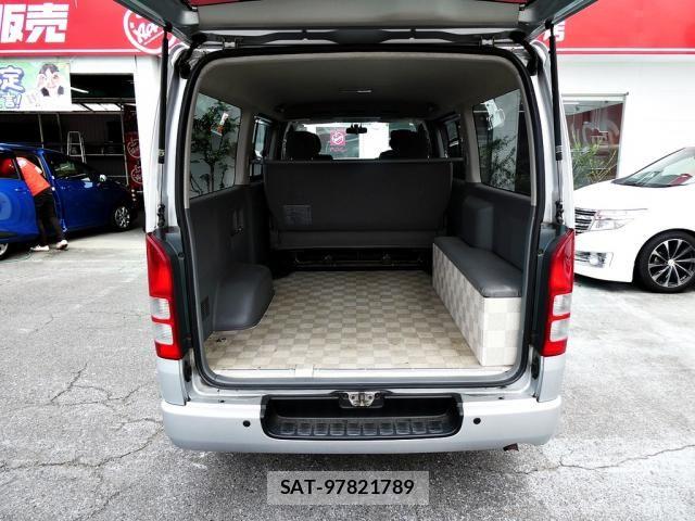 Toyota HIACE VAN 2005-10 8035873-9