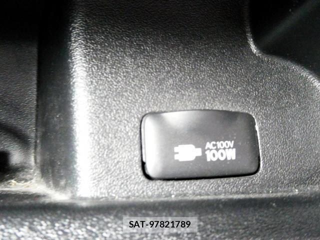 Toyota HIACE VAN 2005-10 8035873-15