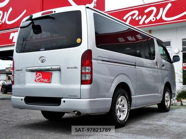 Toyota HIACE VAN 2005-10 8035873-1