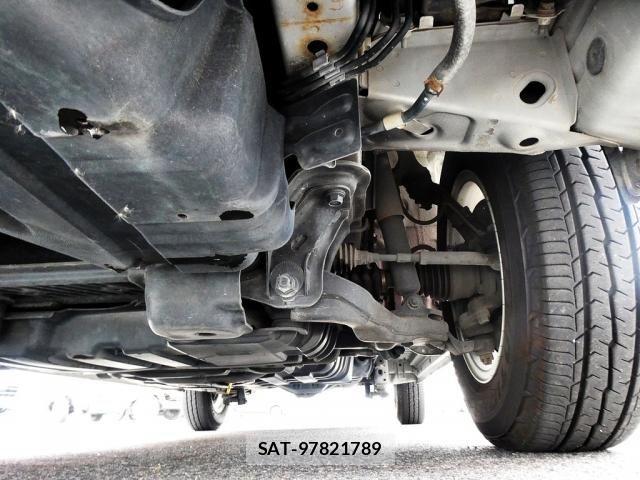 Toyota HIACE VAN 2005-10 8035873-19
