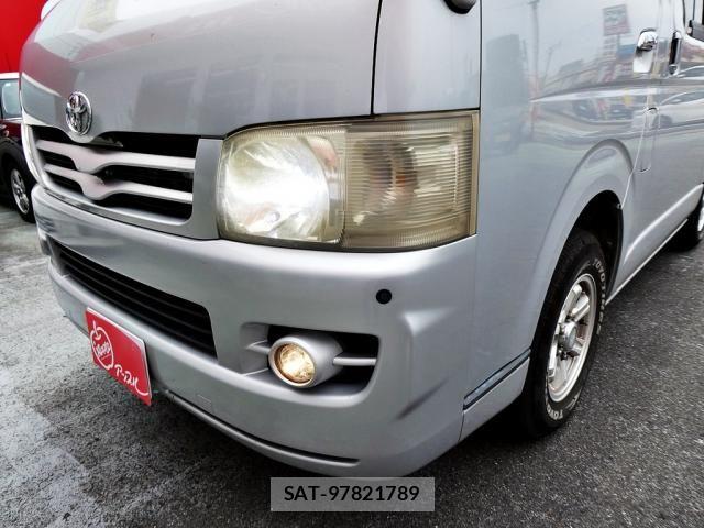 Toyota HIACE VAN 2005-10 8035873-28