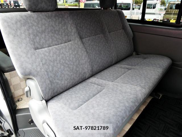 Toyota HIACE VAN 2005-10 8035873-8