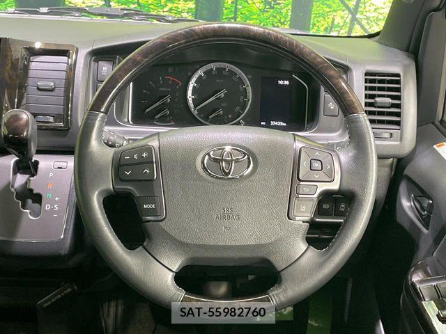 Toyota HIACE VAN 2022-10 8073946-10
