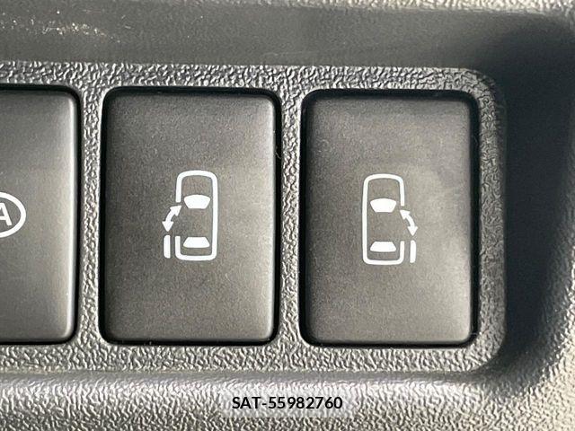 Toyota HIACE VAN 2022-10 8073946-4