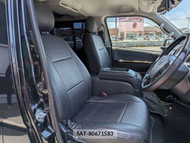 Toyota HIACE VAN 2018-06 8073953-8