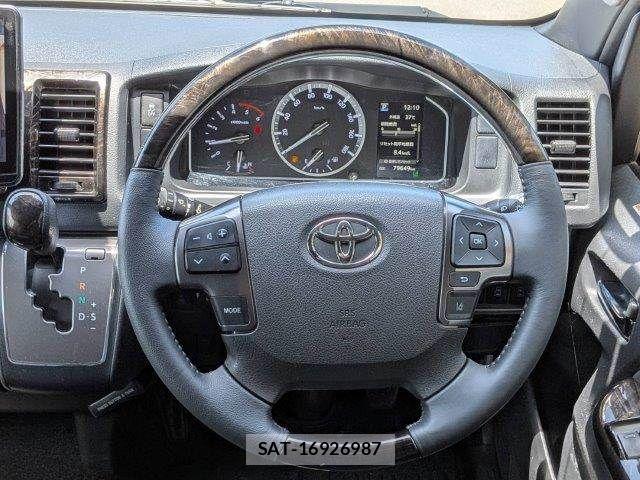 Toyota HIACE VAN 2021-02 8073949-12