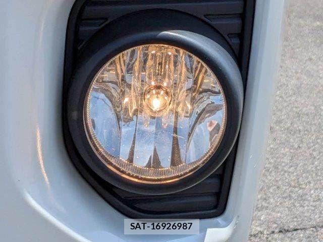 Toyota HIACE VAN 2021-02 8073949-14